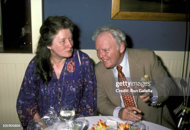 55 Carroll Oconnor & Wife Stock Photos, High-Res Pictures, and Images