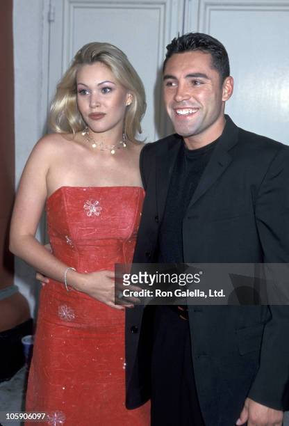Shanna Moakler and Oscar de la Hoya during "Love Stinks" Westwood Premiere at Mann's Festival Theater in Westwood, California, United States.