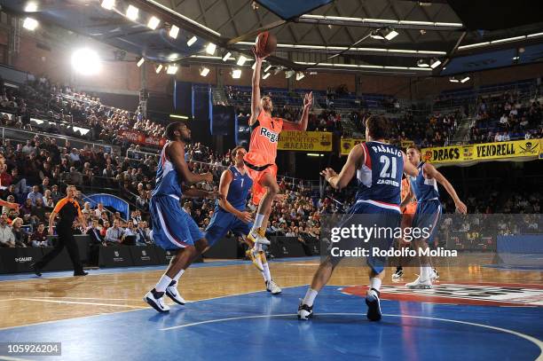 Juan Carlos Navarro, #11 of Regal FC Barcelona in action during the Turkish Airlines Euroleague Regular Season 2010 Game 1 between Regal F.C....