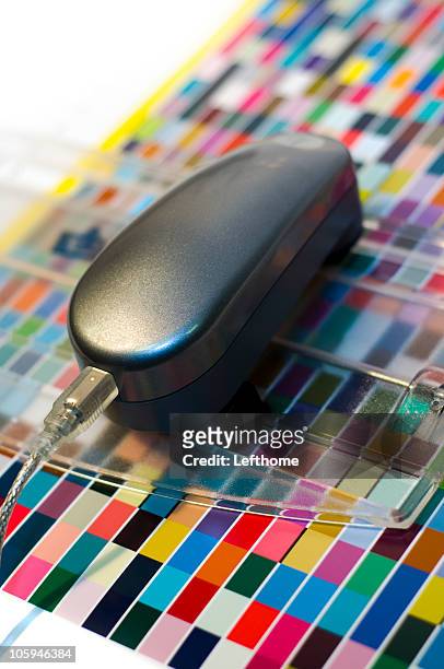 spectrophotomètre et de la gestion des couleurs :  couleur - graphic print photos et images de collection