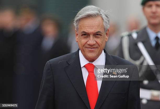 Chilean President Sebastian Pinera arrives at the Chancellery to meet with German Chancellor Angela Merkel on October 22, 2010 in Berlin, Germany....