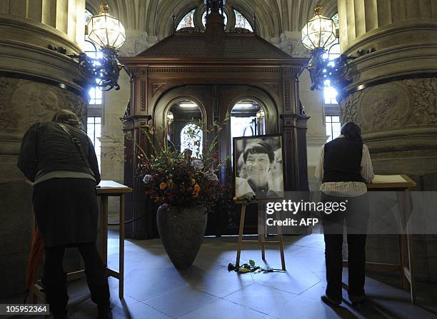 Citizens sign a book of condolence for Hannelore "Loki" Schmidt at the City Hall of Hamburg, northern Germany, on October 22, 2010. Hannelore...