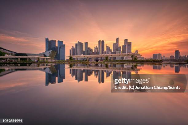 evening together - pool marina bay sands hotel singapore stock pictures, royalty-free photos & images