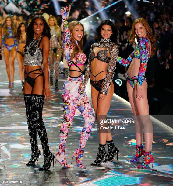 Ming Xi, Grace Elizabeth, Cindy Bruna, Gigi Hadid, Kendall Jenner, Alexina Graham at 2018 Victoria's Secret Fashion show at Pier 94 on November 8,...