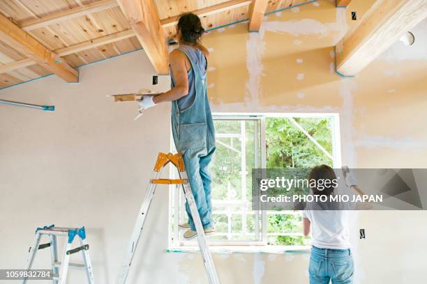 diy-plastering - plaster construction material stock pictures, royalty-free photos & images