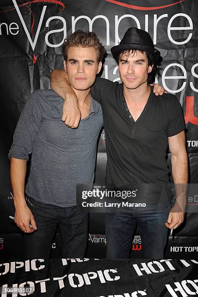 Paul Wesley And Ian Somerhalder Photos And Premium High Res Pictures paul-wesley-and-ian-somerhalder-photos-and-premium-high-res-pictures