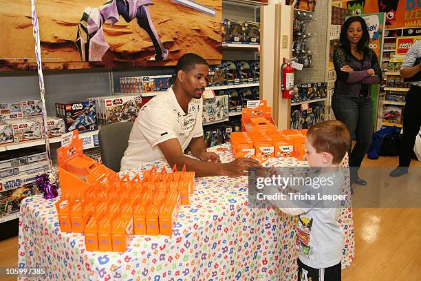 Charlie Bell attends UNICEF Trick -or- Treat Event on October 23, 2010 in Pleasanton, California.