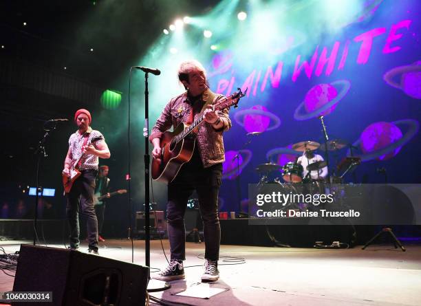 Demar Hamilton. Sign 63 Drummer Demar Hamilton Photos & High Res Pictures - Getty Images