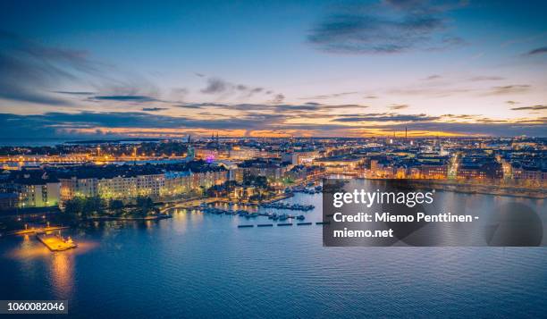 aerial of helsinki shoreline during blue hour - helsinki imagens e fotografias de stock