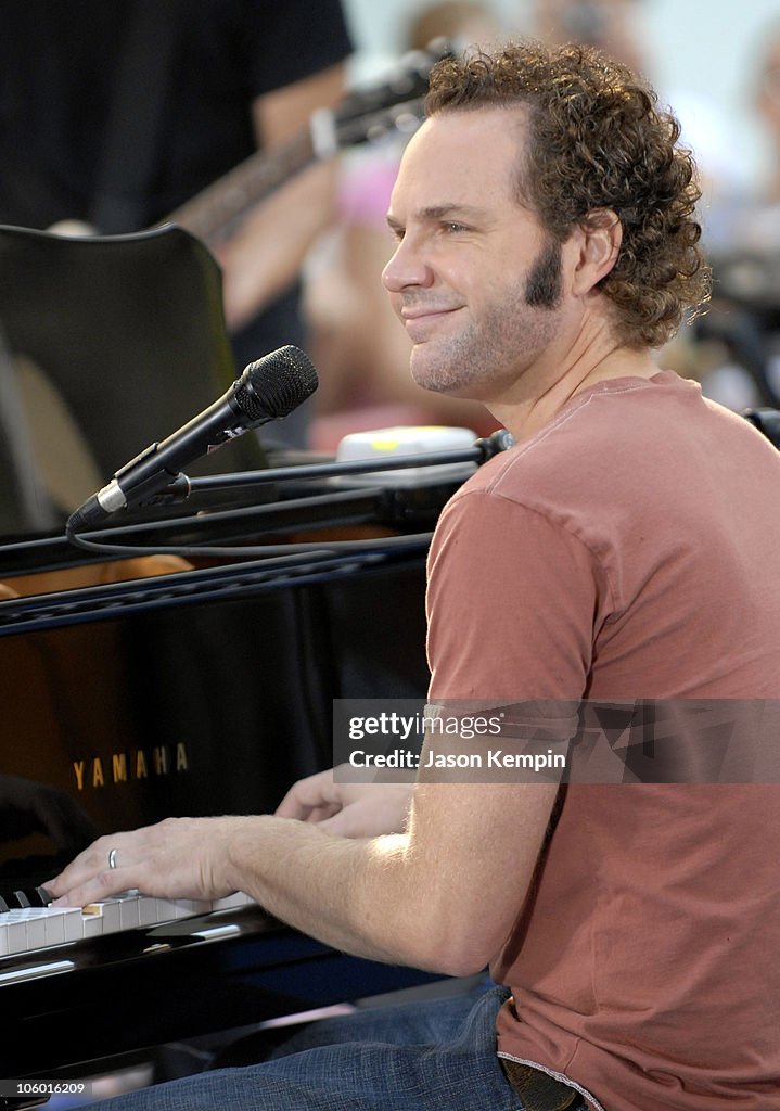 Five For Fighting Performs on "The Today Show" - August 1, 2006