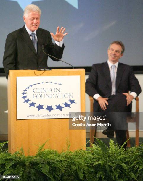 Bill Clinton Tony Blair Photos and Premium High Res Pictures - Getty Images