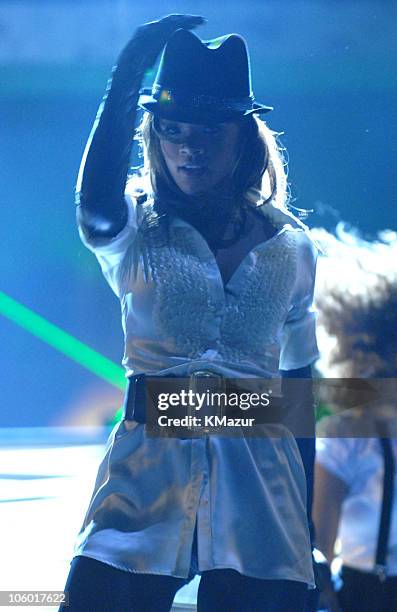 Rihanna, winner Choice Breakout Artist and Choice R&B Artist, performing "S.O.S."