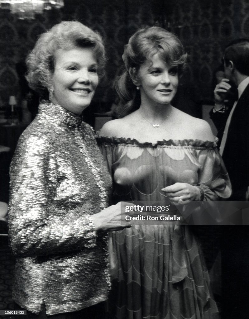 Beverly Hills Chambers of Commerce Honors Ann-Margret - March 6, 1981