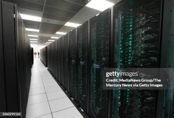 Microprocessor Supercomputer 2,587 Supercomputer Stock Photos, High-Res Pictures, and Images - Getty ...