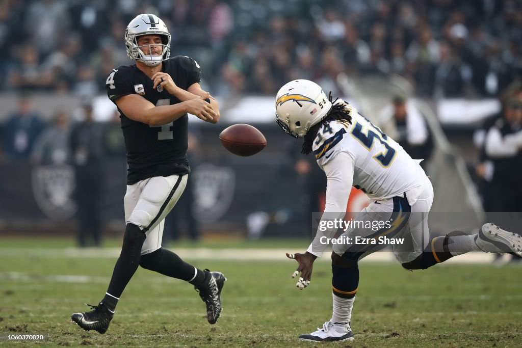 Los Angeles Chargers v Oakland Raiders