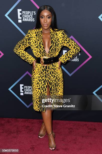 Jackie Aina attends the People's Choice Awards 2018 at Barker Hangar on November 11, 2018 in Santa Monica, California.