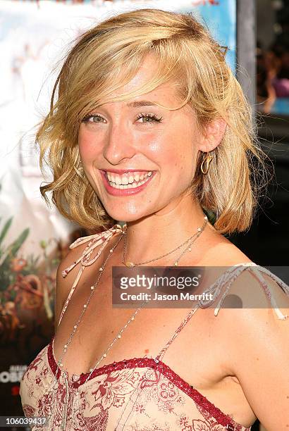 Allison Mack during "The Ant Bully" Los Angeles Premiere - Arrivals at Grauman's Chinese Theater in Hollywood, California, United States.