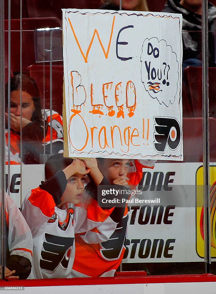 Toronto Maple Leafs v Philadelphia Flyers