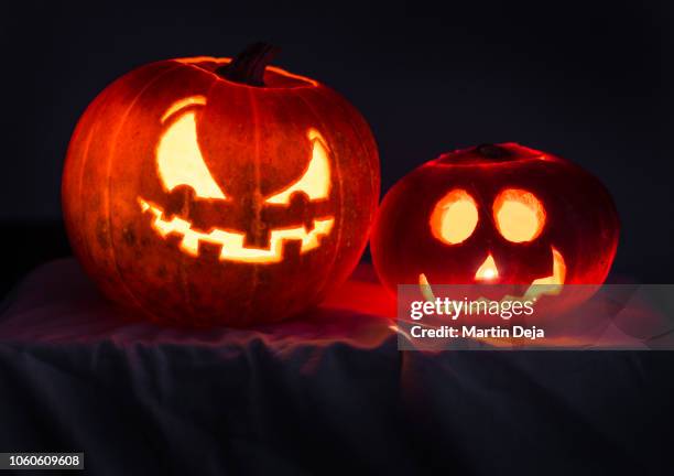 halloween pumpkin - scary pumpkin faces bildbanksfoton och bilder