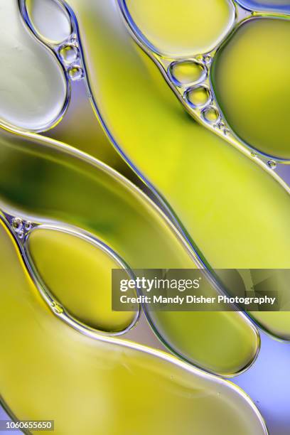 oil and water abstract 5 - beautiful nature stock pictures, royalty-free photos & images