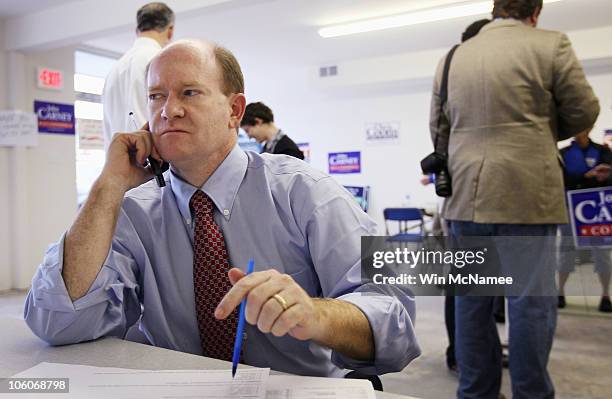 Chris Coons, Democratic candidate for the U.S. Senate in Delaware, makes telephone calls to potential supporters while visiting the Brandywine...