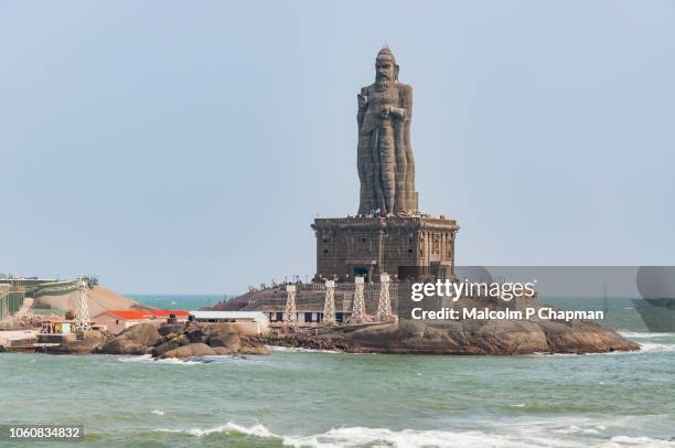 thiruvalluvar statue, kanyakumari, tamil nadu - tamil nadu stockfoto's en -beelden