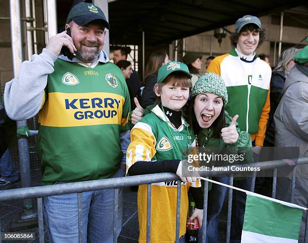 Parade goers watches the 245th Annual St. Patrick's Day Parade on 5th Avenue in New York City on March 17, 2006