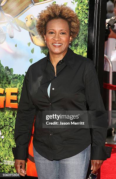 Wanda Sykes during Dreamworks' "Over The Hedge" Los Angeles Premiere - Arrivals at Mann Village Theatre in Westwood, California, United States.