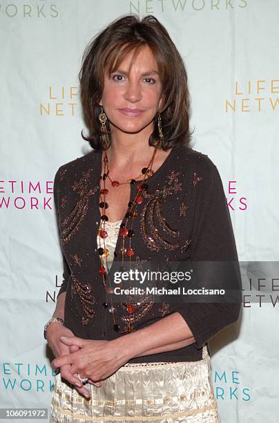Mercedes Rutledge 941 Mercedes Ruehl Photos & High Res Pictures - Getty Images