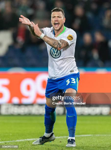 Daniel Ginczek of VfL Wolfsburg gestures during the Bundesliga match between Hannover 96 and VfL Wolfsburg at HDI-Arena on November 9, 2018 in...