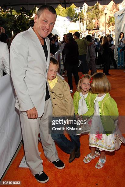 Lance Armstrong with children Luke Armstrong, Isabelle Armstrong and Grace Armstrong