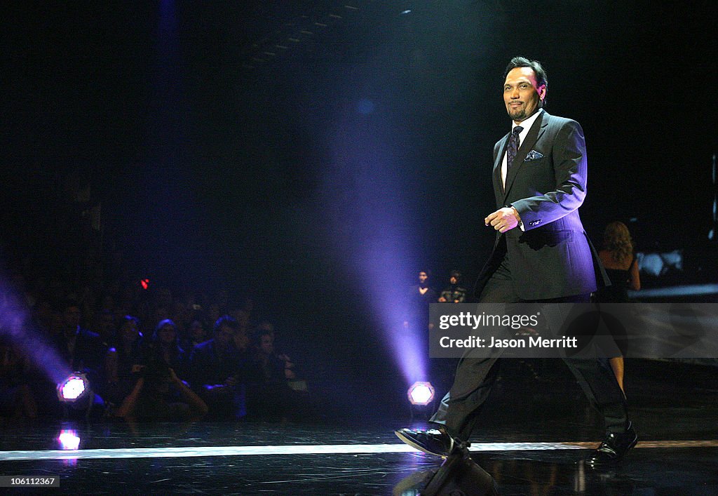 Macy's Passport Gala 2006 - Show