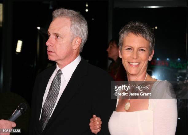 Christopher Guest and Jamie Lee Curtis during "For Your Consideration" Los Angeles Premiere - Red Carpet at Director's Guild of America in Los...