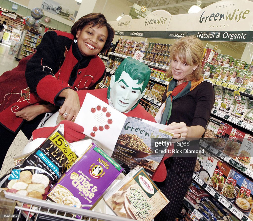 Publix Green Wise Market and Captain Planet join forces