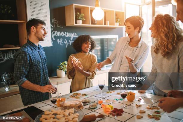 urlaub backen - backen stock-fotos und bilder