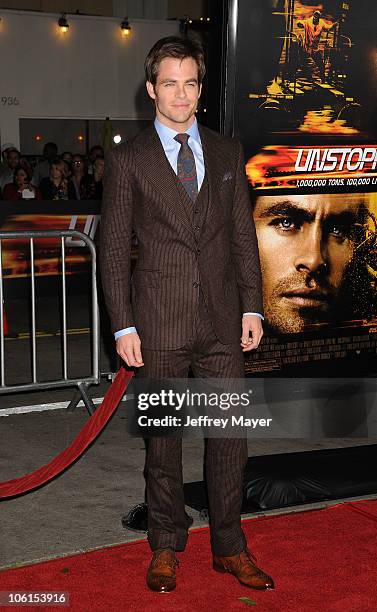 Chris Pine arrives at the "Unstoppable" Los Angeles Premiere at Regency Village Theatre on October 26, 2010 in Westwood, California.