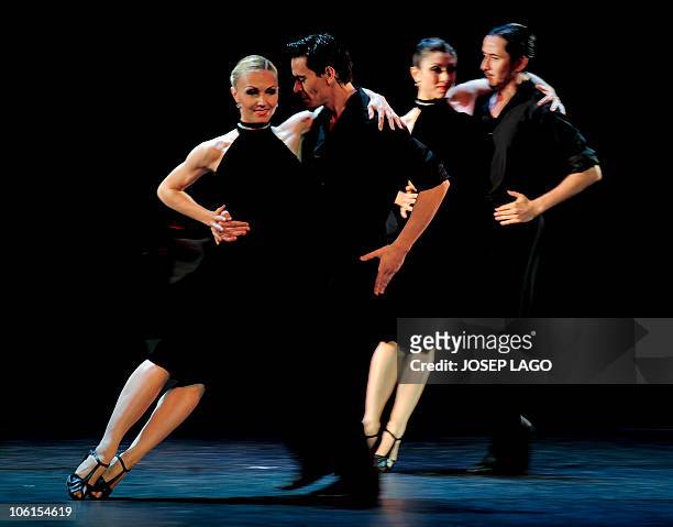Argentinian Tango dancers of the Eleonora Cassano Company perform in Barcelona at the Coliseum theatre on October 26, 2010. The show named "Tango de...
