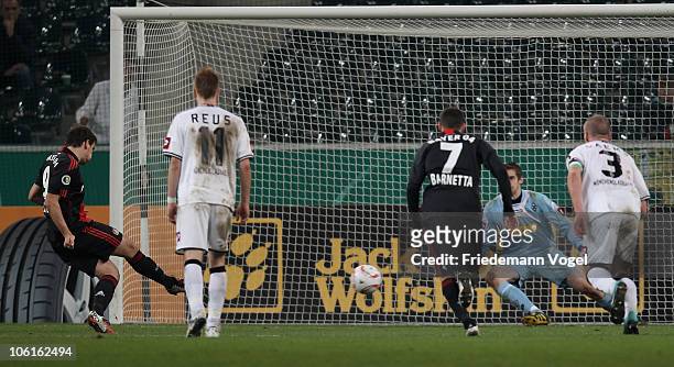 Patrick Helmes of Leverkusen misses a penalty during the DFB Cup match between Borussia M'gladbach and Bayer Leverkusen at Borussia Park on October...