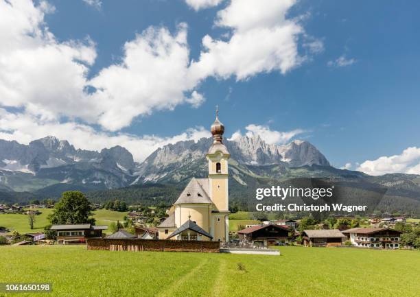 österreich tirol - wilder kaiser - wilder kaiser stock-fotos und bilder