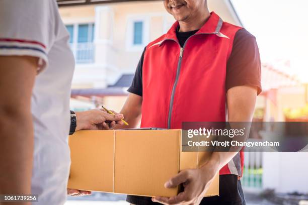 Postman Signature Hand Signature Photos and Premium High Res Pictures - Getty Images
