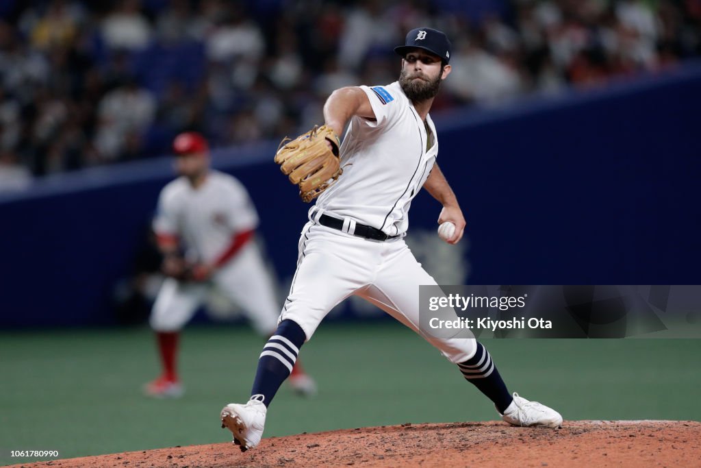 Japan v MLB All Stars - Game 6