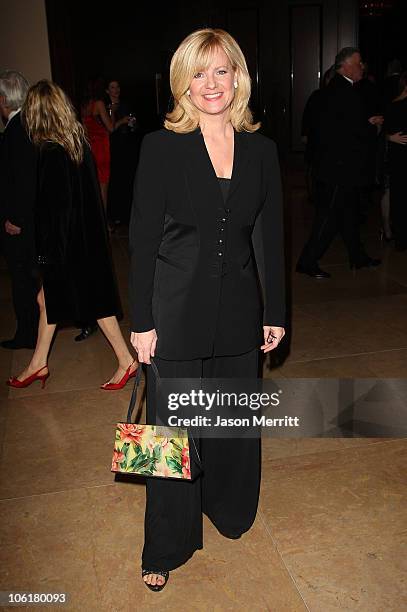 Actress Bonnie Hunt arrives at the 2008 ACE Eddie Awards at the Beverly Hilton Hotel on February 17, 2008 in Beverly Hills, California.