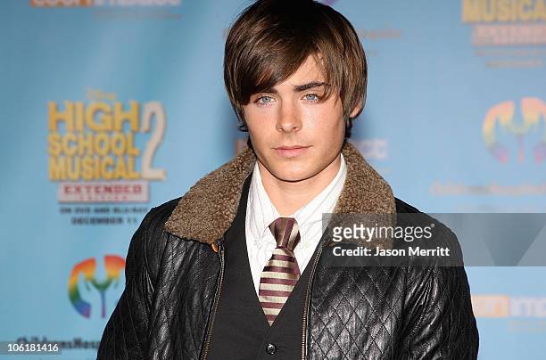 Actor Zac Efron poses at the DVD release of Disney Channels' 'High School Musical 2: Extended Edition' at The El Capitan Theatre on November 19, 2007...