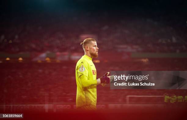 Goalkeeper Timo Horn of Koeln is focused during the penalty shoot out of the DFB Cup match between 1. FC Koeln and FC Schalke 04 at...