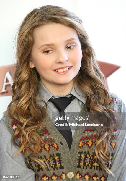 Actress Abigail Breslin poseannounces the winners of the Duracell "Power A Smile" casting calls, benefitting children's hospitals, at Alice's Tea Cup...
