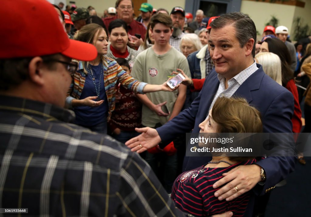 Sen. Ted Cruz (R-TX) Holds Get Out The Vote Bus Tour Rally In Amarillo, Texas