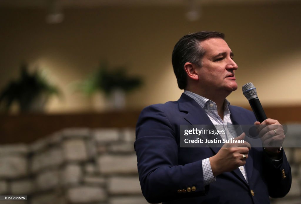 Sen. Ted Cruz (R-TX) Holds Get Out The Vote Bus Tour Rally In Amarillo, Texas