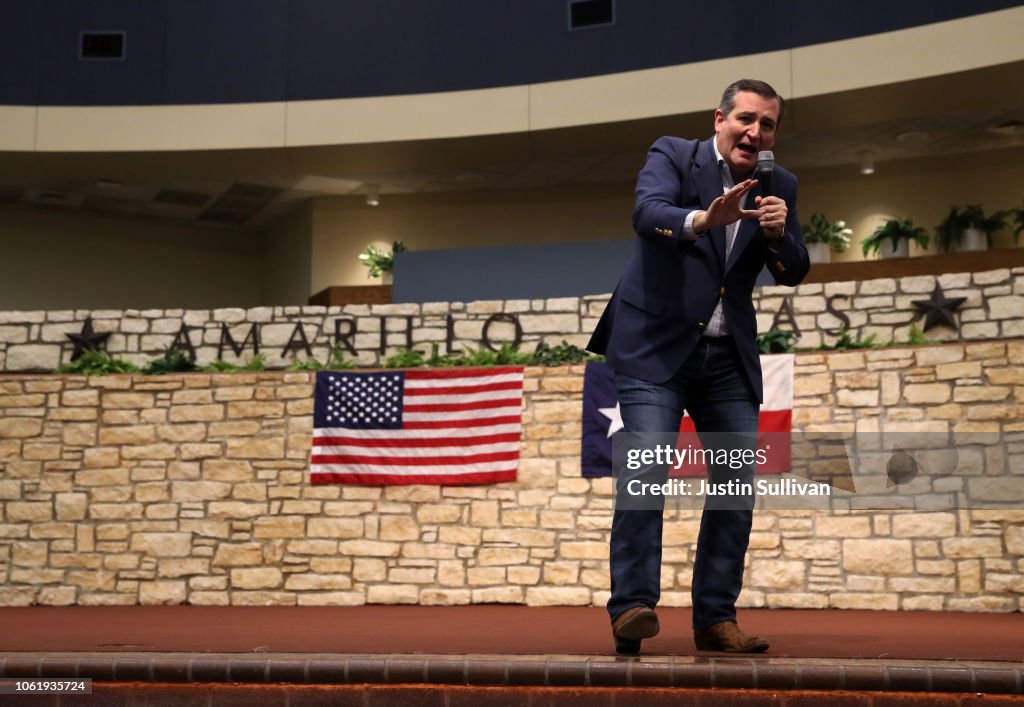 Sen. Ted Cruz (R-TX) Holds Get Out The Vote Bus Tour Rally In Amarillo, Texas