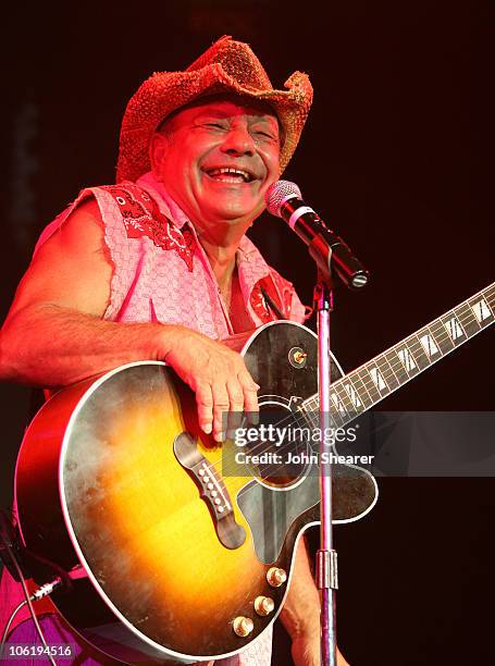 Cheech Mar 381 Cheech And Chong At The Roxy Photos & High Res Pictures - Getty Images