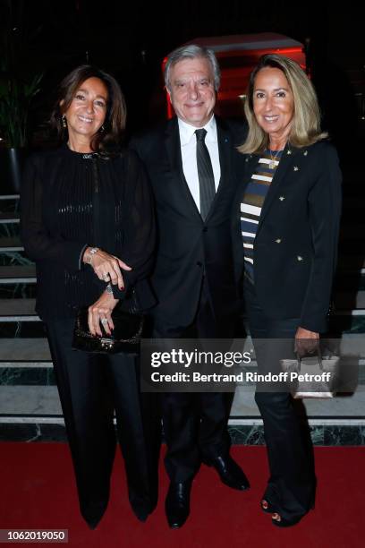 Sidney Toledano standing between his wife Katia Toledano and Nicole Coullier attend the Gala evening of the Pasteur-Weizmann Council at Salle Wagram...